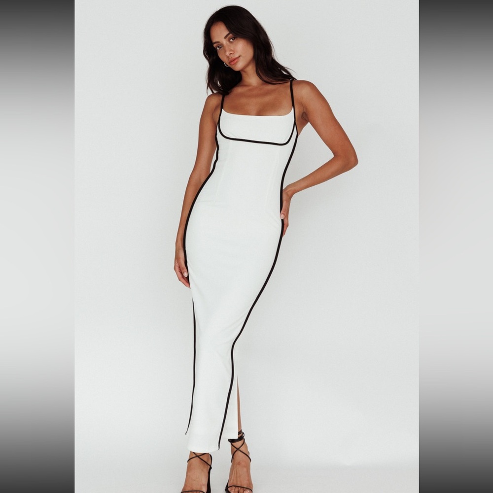 Selfie Leslie Sunny Coast Piping Trim Maxi Dress White/Black Large